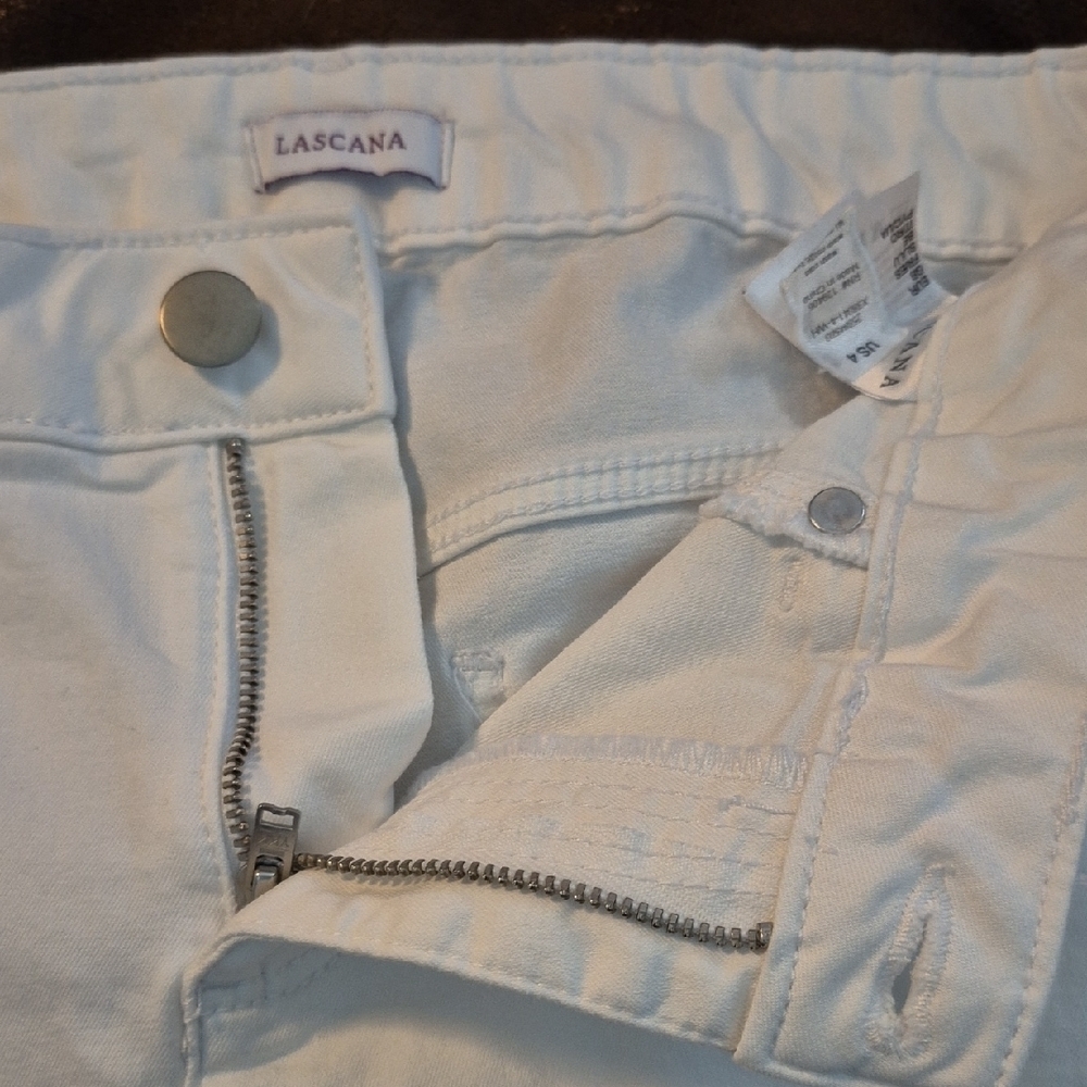 LASCANA White Skinny Jeans with Classic Fit - Picture 8 of 10